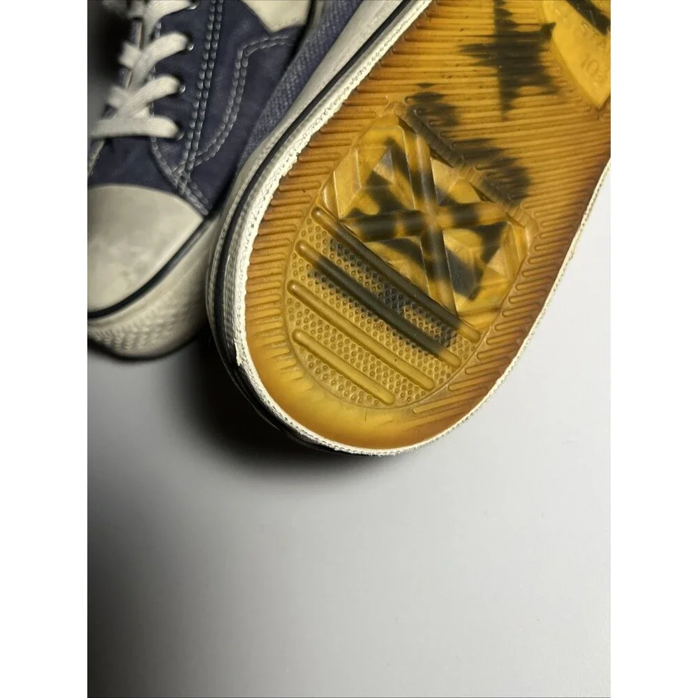 Converse product pair